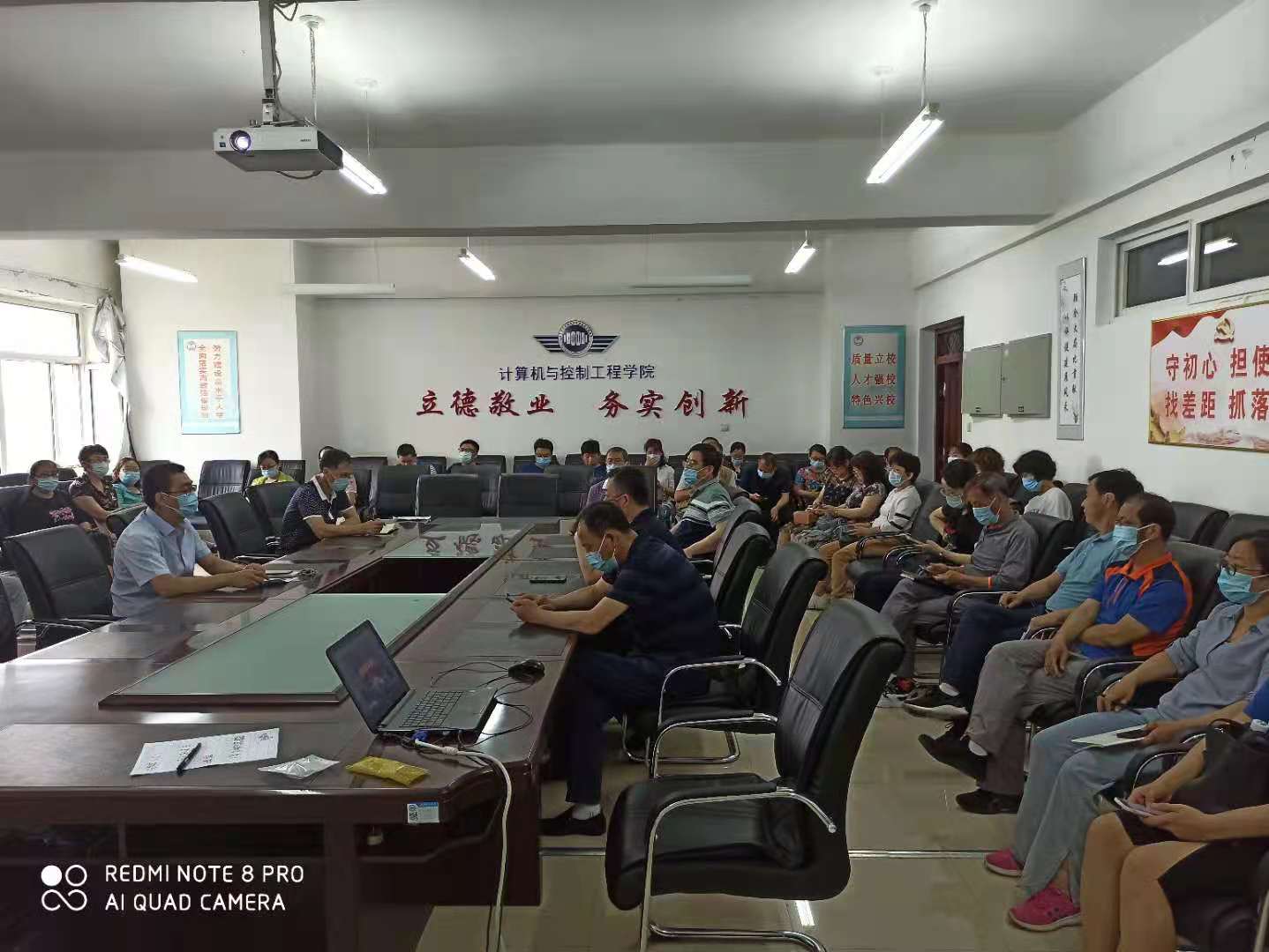 说明: C:\Users\hello-y\Desktop\3648697cdc7fd227f7acc5288ac42df.jpg