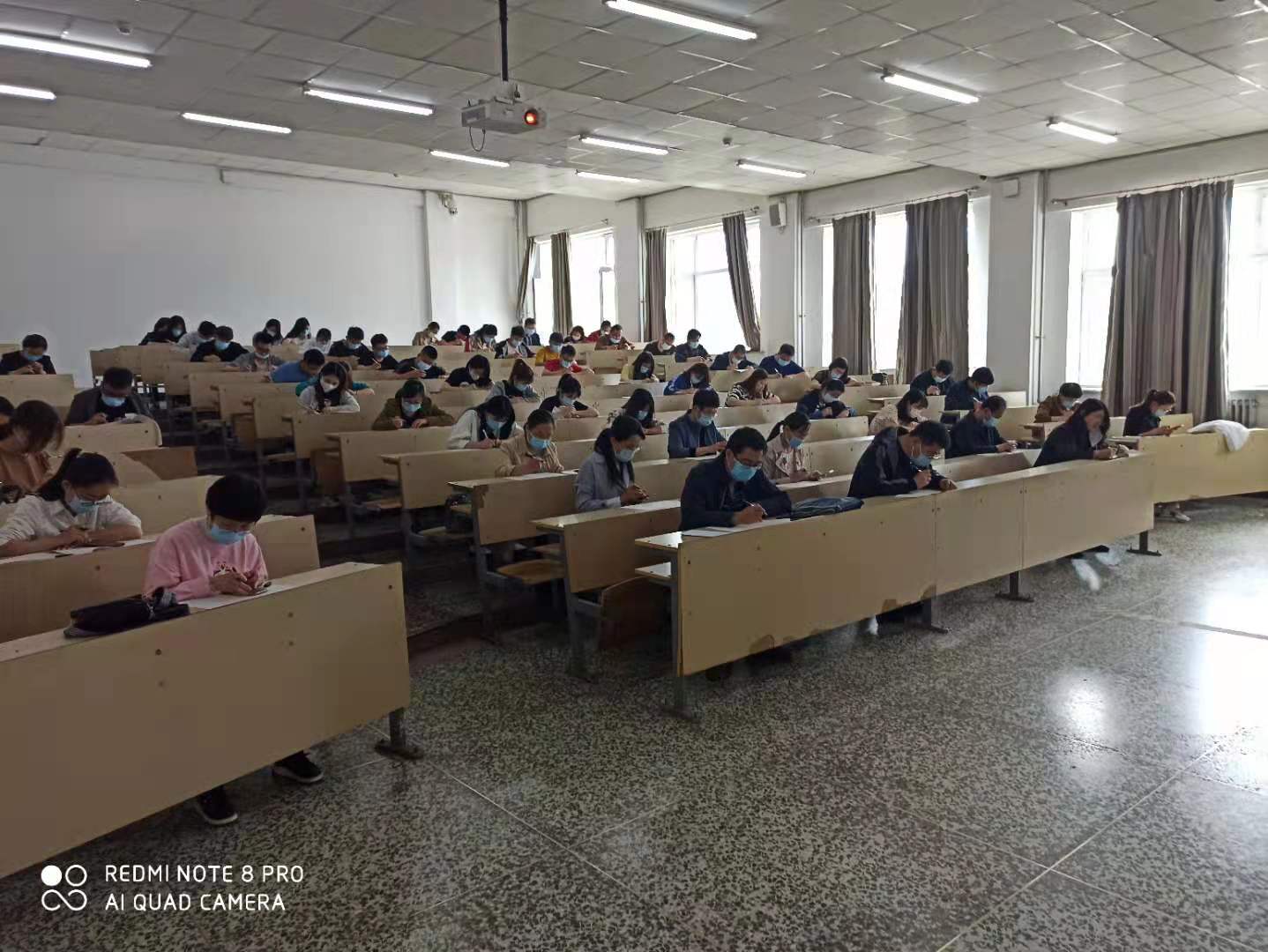 说明: C:\Users\hello-y\Desktop\8ff64b5e0c1b0a3ba0c798394e64368.jpg